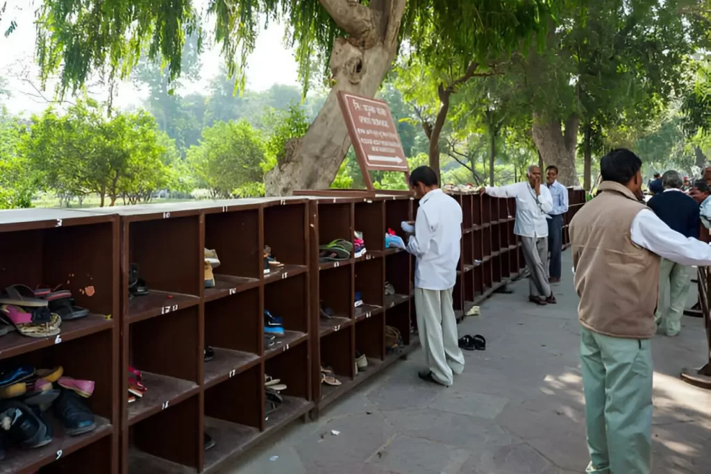Shoe racks for tourisis visiting the Taj Mahal