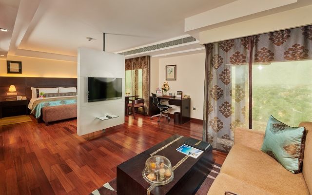 Top Luxury Hotels in India for a Lavish Travel Experience 5 The Lalit