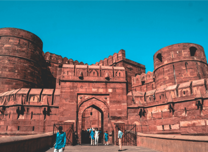 Explore the Agra with red fort